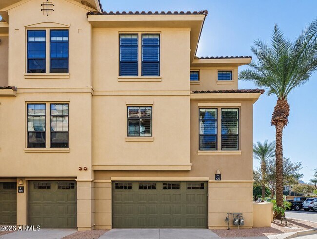 Building Photo - 7275 N Scottsdale Rd