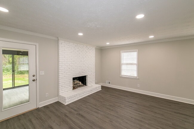 Building Photo - 4143 Meadow Way