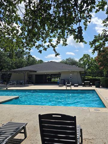 Building Photo - 15712 Terrace Lawn Cir