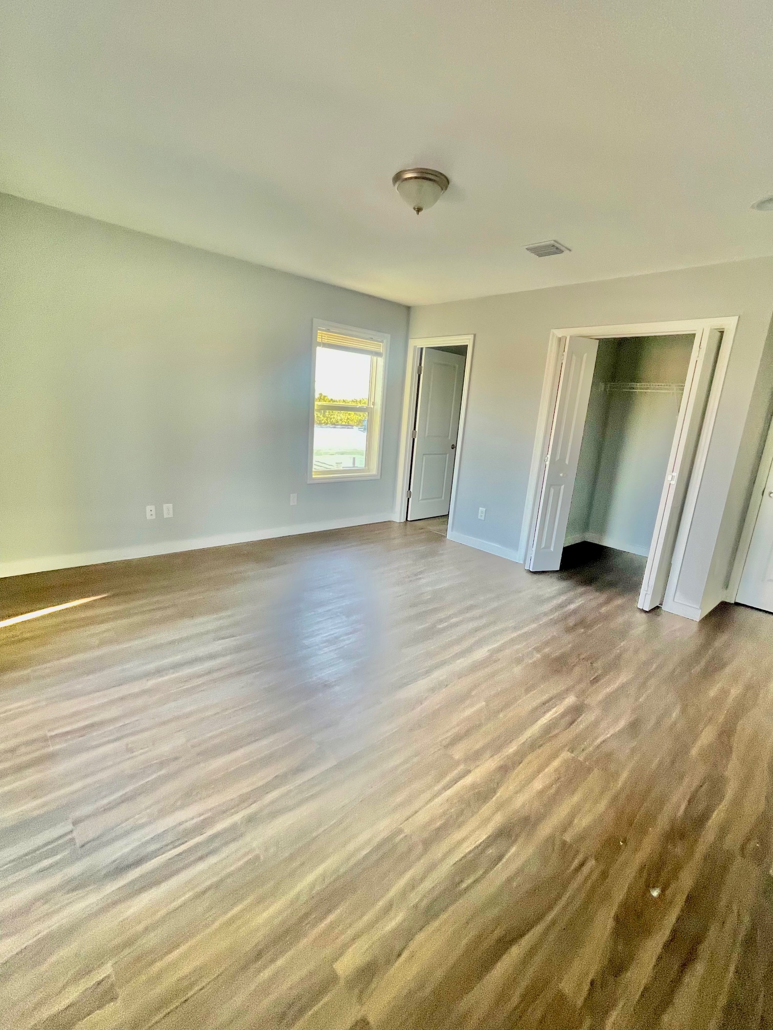 2nd Floor 3rd Floor Master Bedroom/Bathroom - 51 Barcelona Dr