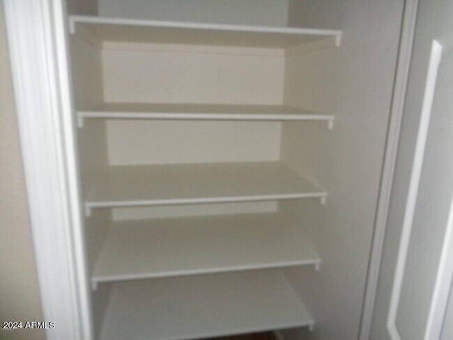 Building Photo - 22641 N Gibson Dr