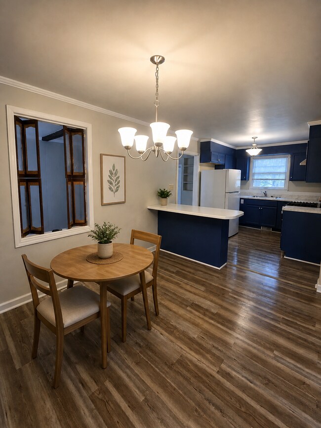 Building Photo - 2367 Danbury Dr