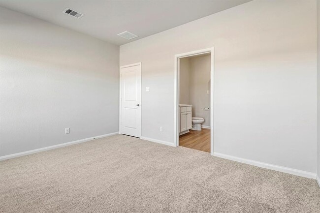 Building Photo - 8210 Sunberry Shadow Dr