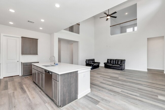 Building Photo - 21118 Chelton Bch Dr