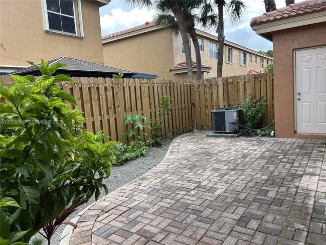 Building Photo - 8545 NW 140th St