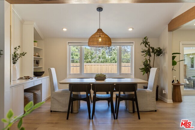 Building Photo - 3544 Gardenia Ave