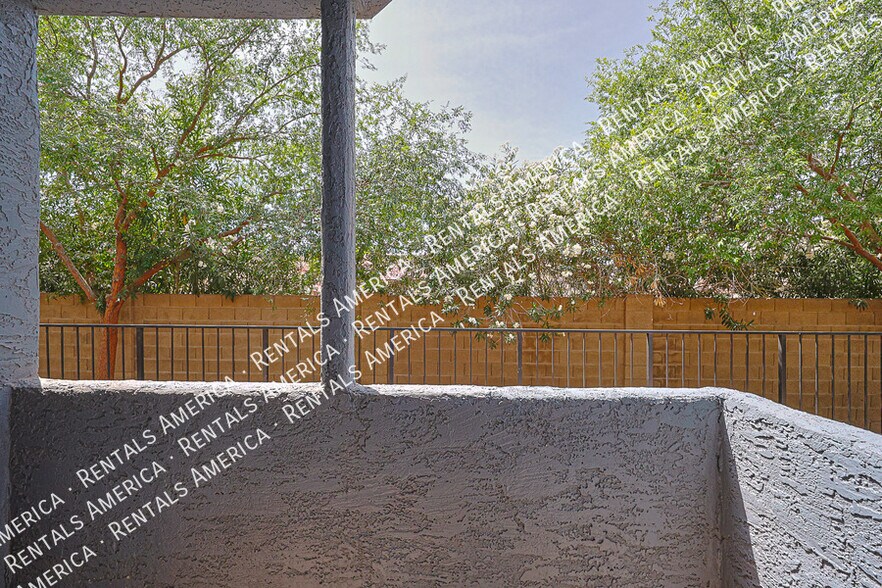 Building Photo - 8888 N 47th Ave