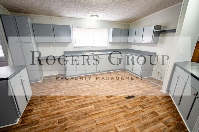 Building Photo - 67 Pete Abbott Ln