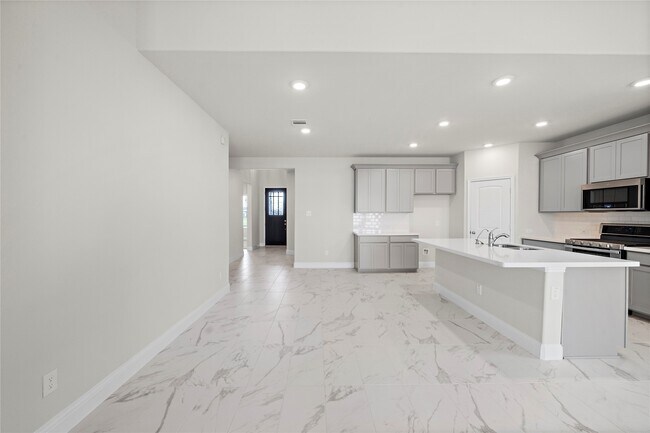 Building Photo - 1718 Forest Mist Dr