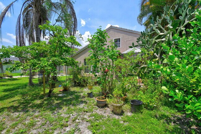 Building Photo - 8332 Bermuda Sound Way