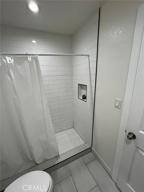 Building Photo - 4518 Normandie Ave