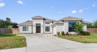 Building Photo - 1622 Helena Dr