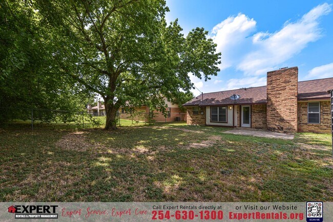 Building Photo - 1604 Edgefield St