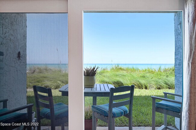 Building Photo - 199 Jimmy Buffett Mem Hwy