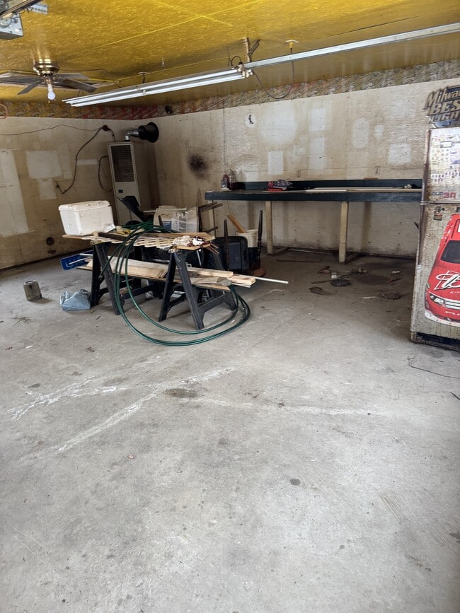 Building Photo - 189 Commercial St