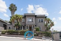 Building Photo - 2203 Broadway