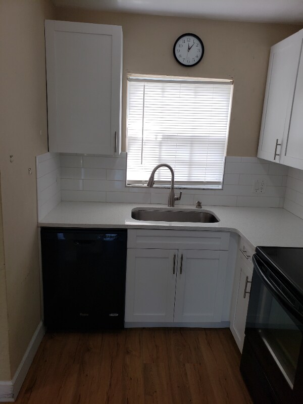 Building Photo - 26560 Southern Pines Dr