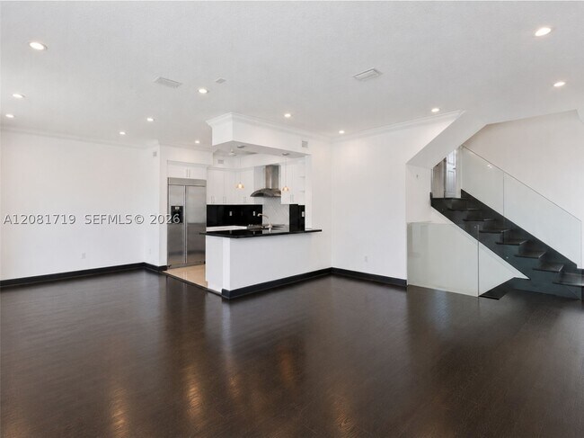 Building Photo - 8041 NE Bayshore Ct
