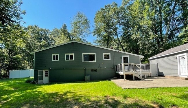 Building Photo - 54 Blackmer Rd