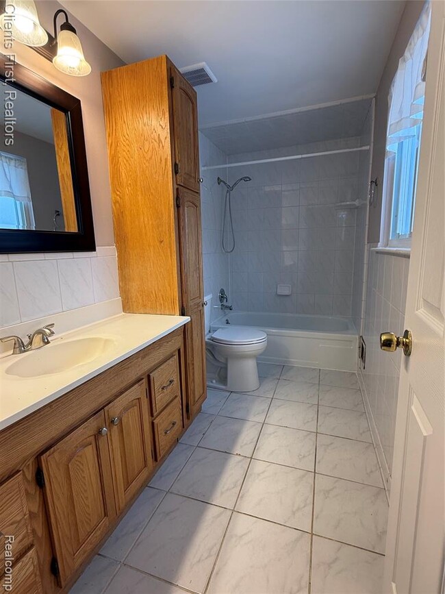 Building Photo - 11477 Aspen Dr