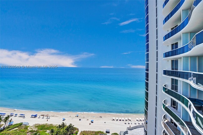 Building Photo - 16001 Collins Ave