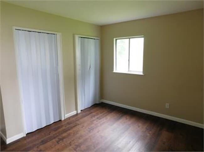 Building Photo - 1109 Austin Dr