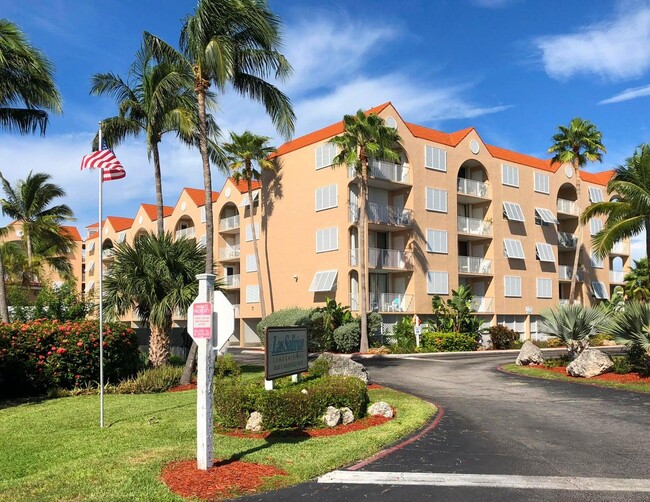 Primary Photo - 3930 S Roosevelt Blvd