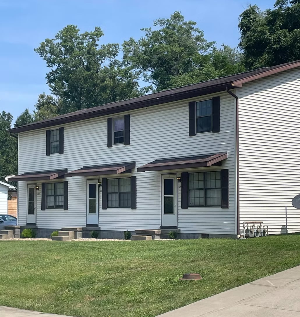 Building Photo - 528 Broadway Ave