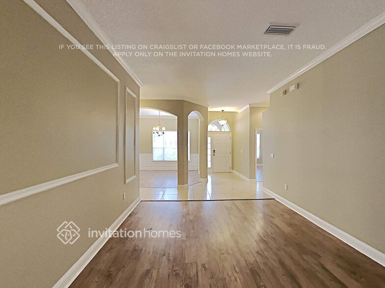 Building Photo - 2929 Oakgrove Ave