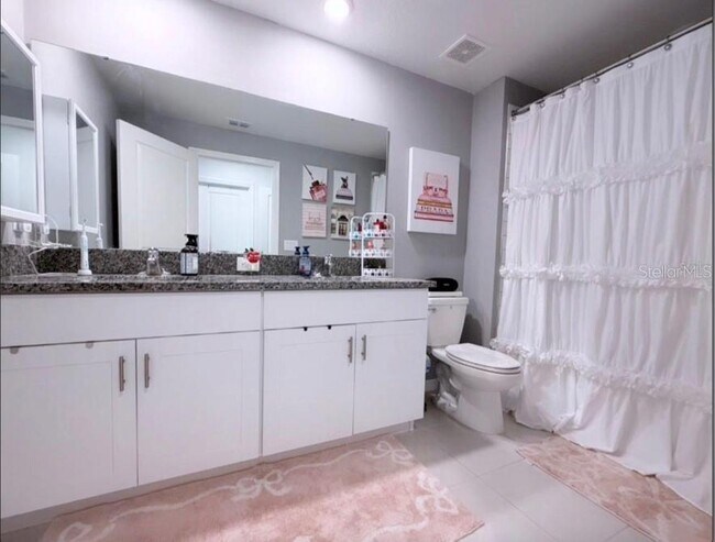Building Photo - 6047 Acara Ln