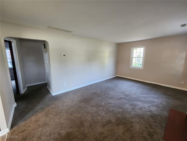 Building Photo - 4020 Lancaster Rd