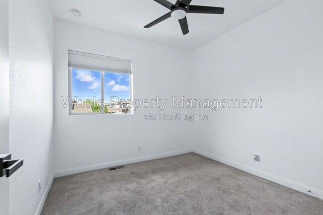 Building Photo - 6619 Mariposa Ct
