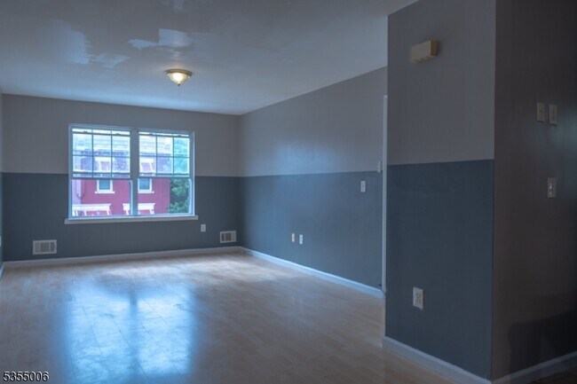 Building Photo - 239 N 19th St