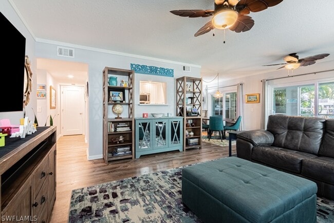 Building Photo - 2132 Tama Cir