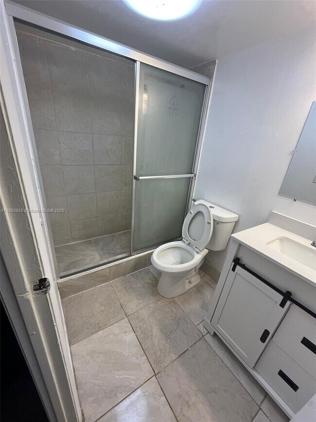 Building Photo - 6361 N Falls Cir Dr