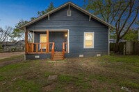 Building Photo - 508 E Gandy St