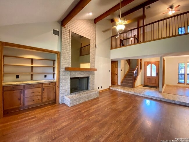 Building Photo - 8911 Shady Leaf