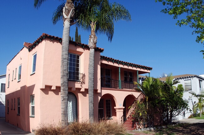 Building Photo - 6087 Cashio St