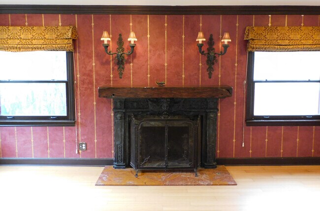 Building Photo - 56 La Venezia Ct