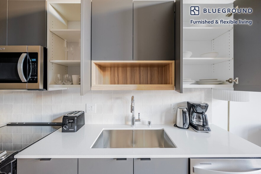 Building Photo - 2245 NW 56th St