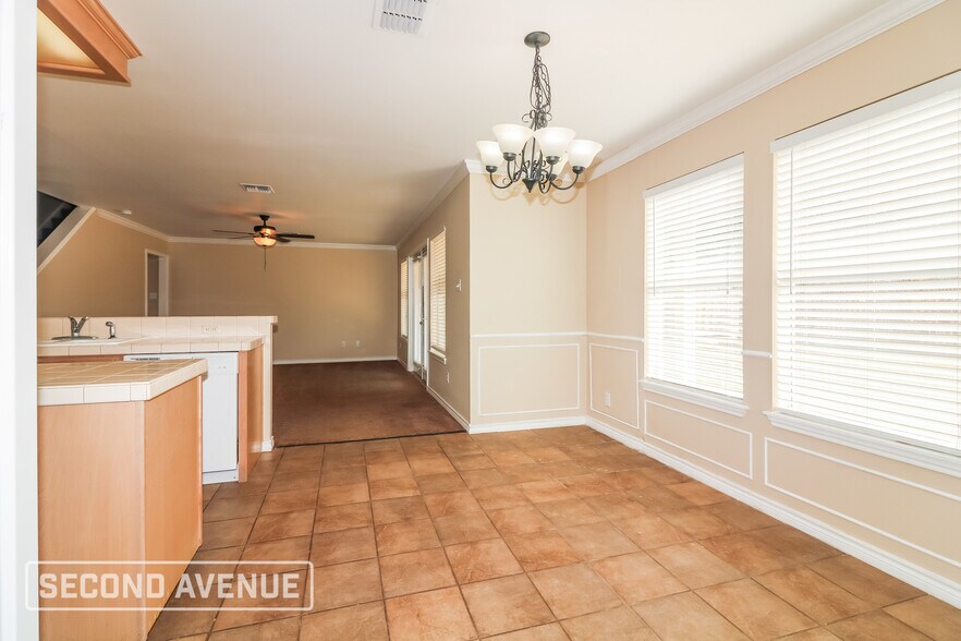 Building Photo - 7618 Cold Springs Dr