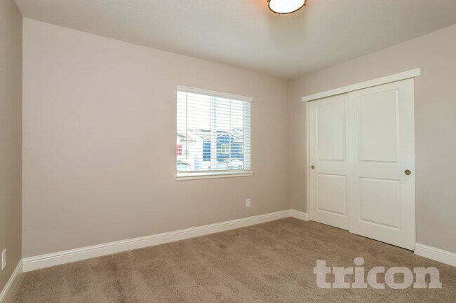 Building Photo - 2081 Comstock Ln