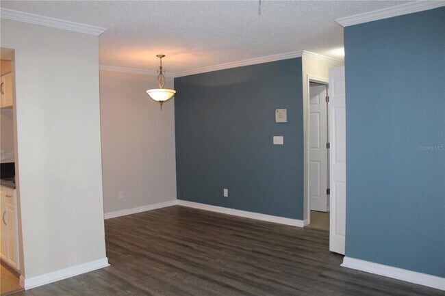 Building Photo - 3300 Haviland Ct