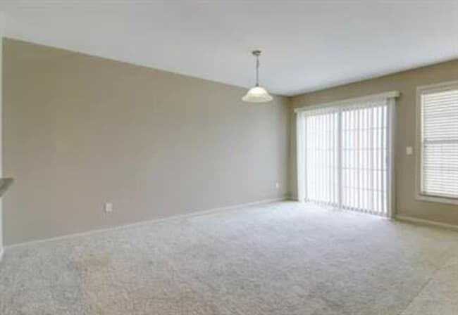 Building Photo - 3446 Stoneway Ct