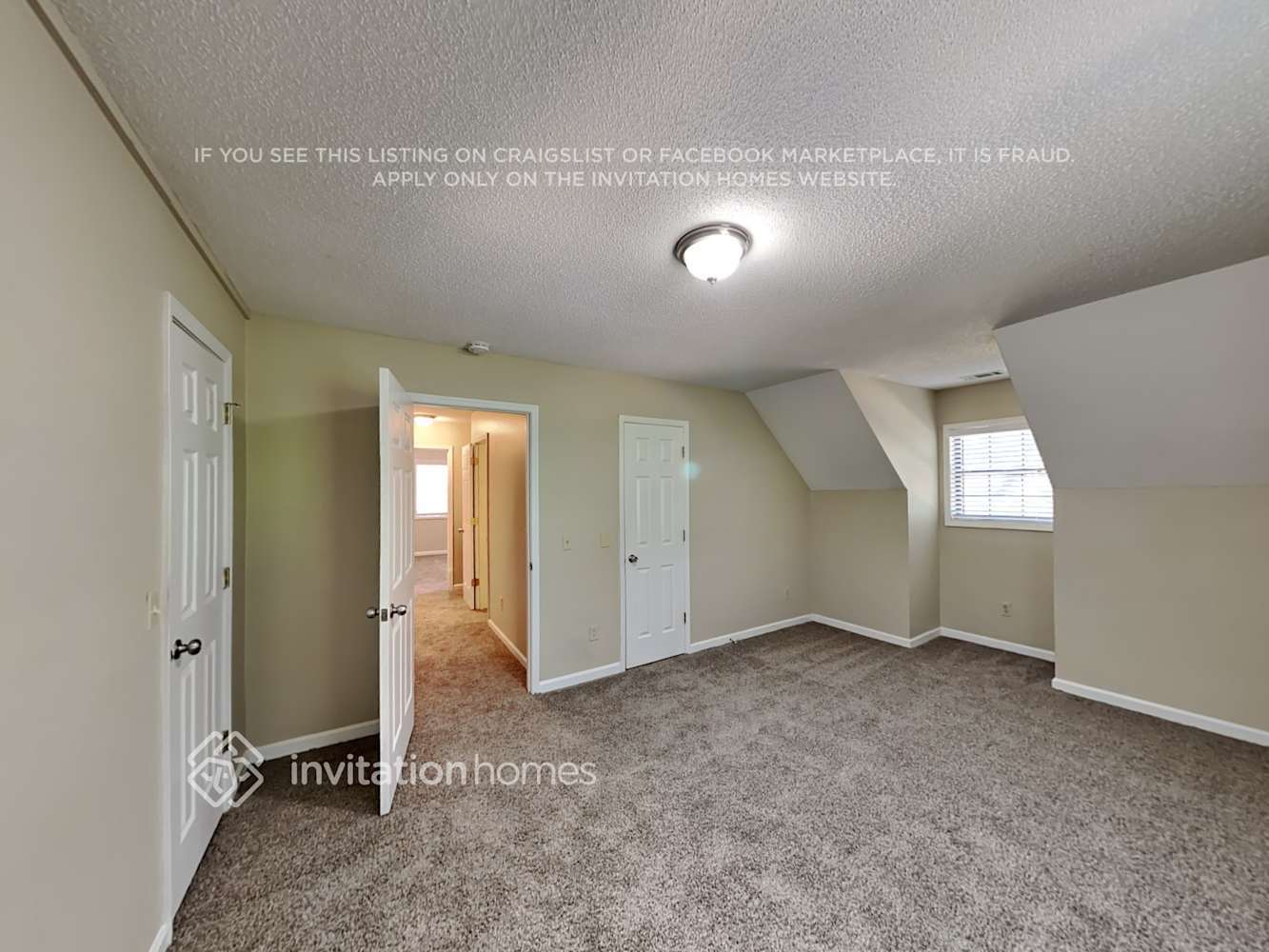 Building Photo - 6101 Crabapple Pl