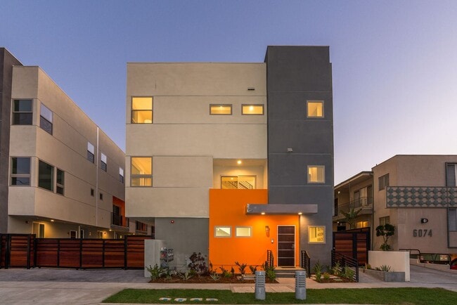 Building Photo - 6072 Pickford St