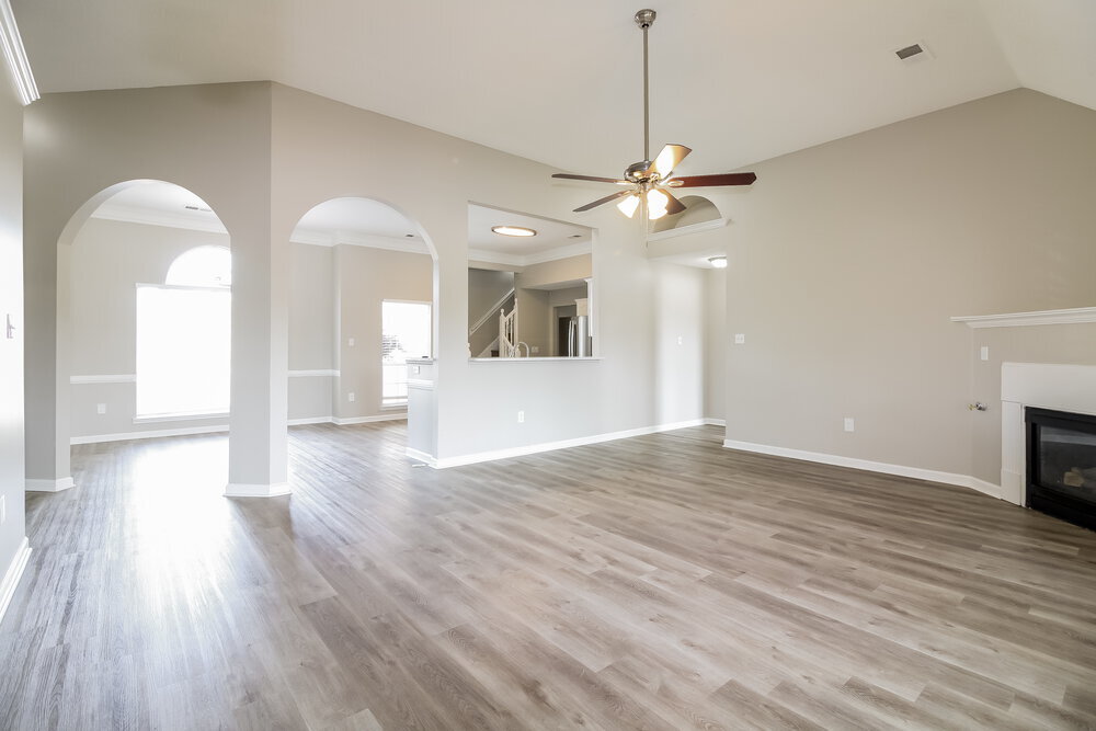 Building Photo - 8418 Linda Shore Dr N