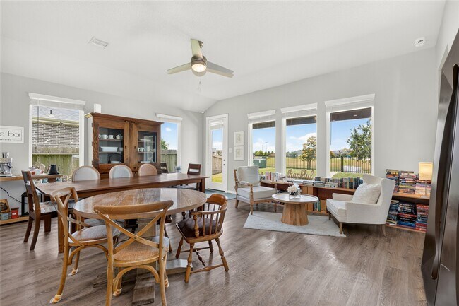 Building Photo - 3522 Gore Creek Dr
