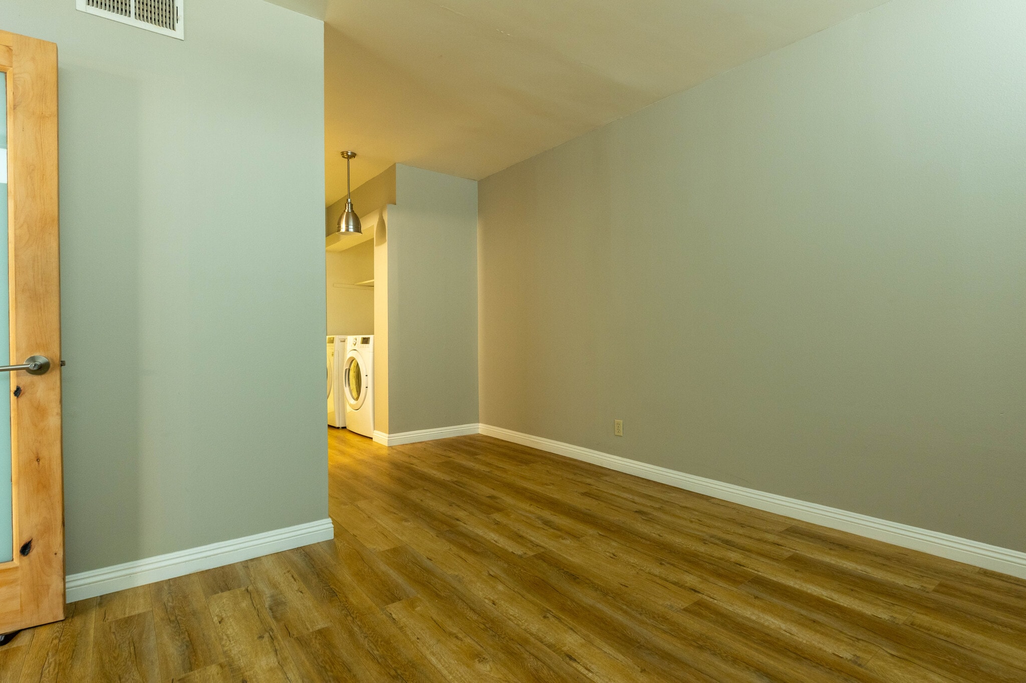Building Photo - 5125 Harold Way