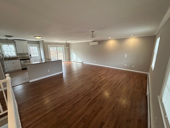 Building Photo - 20 Tara Dr